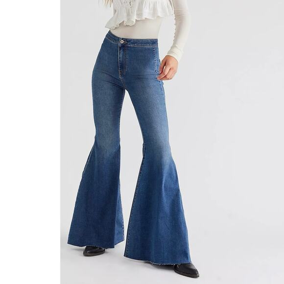 Free People We The Free Just Float On Flare Jeans 70s Super Flare Size 31 - Picture 6 of 7